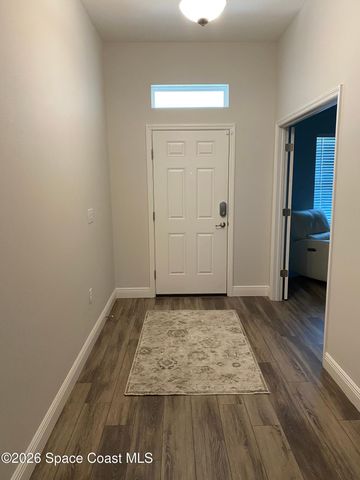 8231 Laguna Circle, Micco, FL 32976