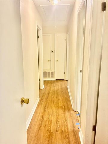 7221 Lakewood Road, Mobile, AL 36695