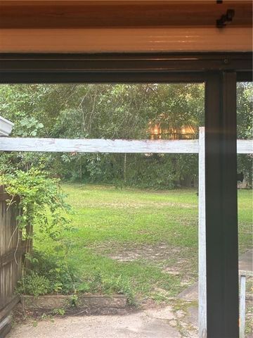 7221 Lakewood Road, Mobile, AL 36695