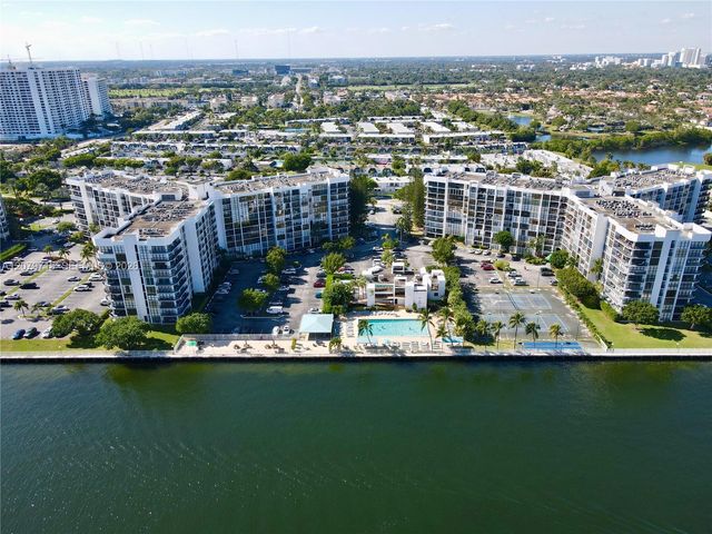1000 Parkview Drive 925, Hallandale Beach, FL 33009