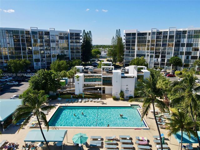 1000 Parkview Drive 925, Hallandale Beach, FL 33009