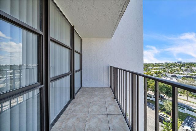 1000 Parkview Drive 925, Hallandale Beach, FL 33009