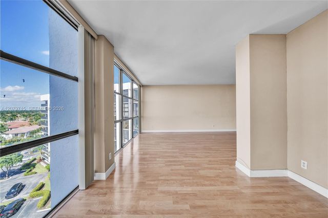 1000 Parkview Drive 925, Hallandale Beach, FL 33009