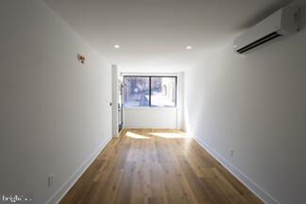 3704 MIDVALE AVE, Philadelphia, PA 19129