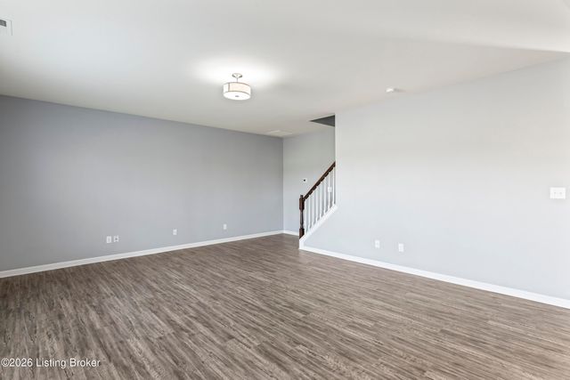 7909 Cascade Falls Cove, Louisville, KY 40229