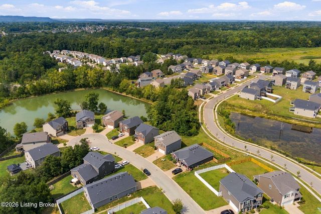 7909 Cascade Falls Cove, Louisville, KY 40229