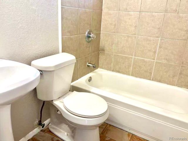 4475 W Dakota Ave, Denver, CO 80219