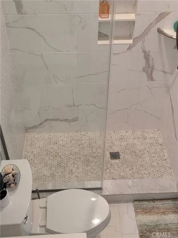 18 Idyllwild 13, Irvine, CA 92602