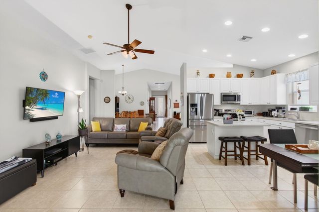 9503 Sandpiper Lane, West Palm Beach, FL 33411