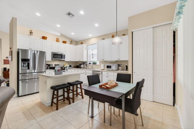 9503 Sandpiper Lane, West Palm Beach, FL 33411