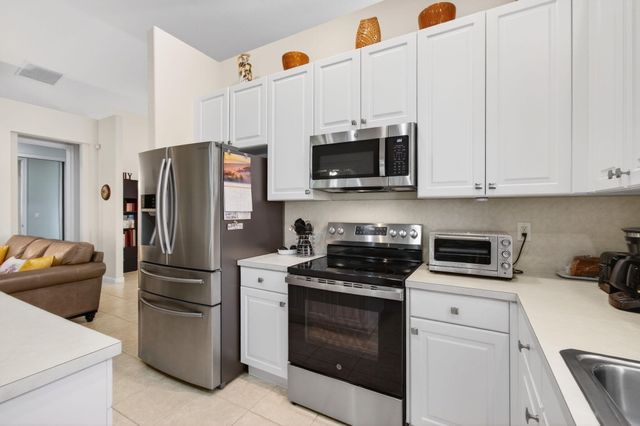 9503 Sandpiper Lane, West Palm Beach, FL 33411