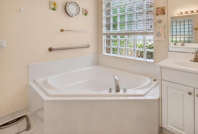 9503 Sandpiper Lane, West Palm Beach, FL 33411