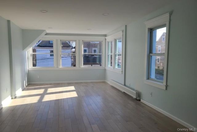 75 St John's Place, New Rochelle, NY 10801