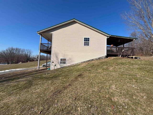 1300 Red Cedar Lane, Spencer, IN 47460