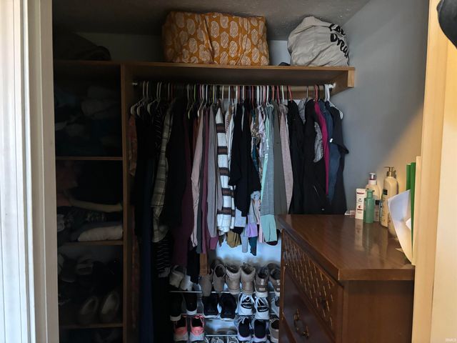 1300 Red Cedar Lane, Spencer, IN 47460