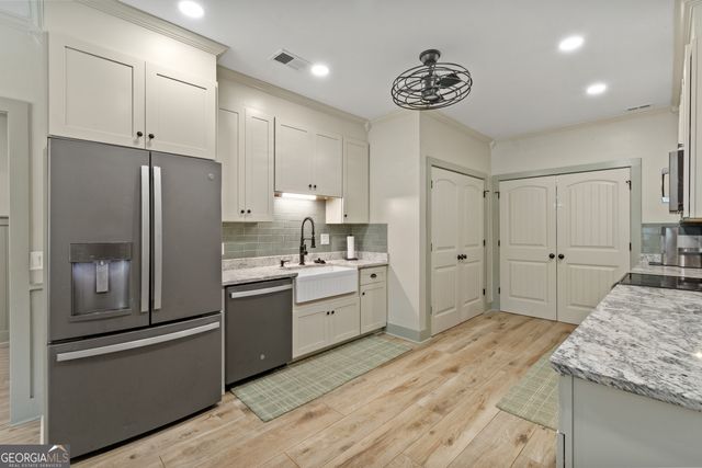 98 Grizzle Road, Dawsonville, GA 30534