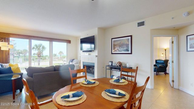 601 N Miramar Avenue 110, Indialantic, FL 32903