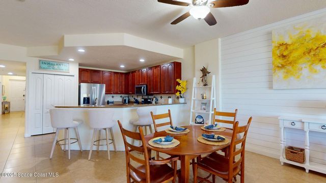 601 N Miramar Avenue 110, Indialantic, FL 32903