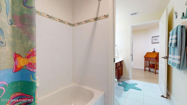 601 N Miramar Avenue 110, Indialantic, FL 32903