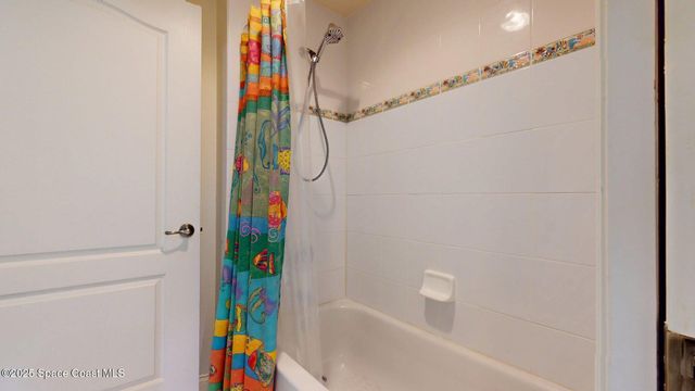 601 N Miramar Avenue 110, Indialantic, FL 32903