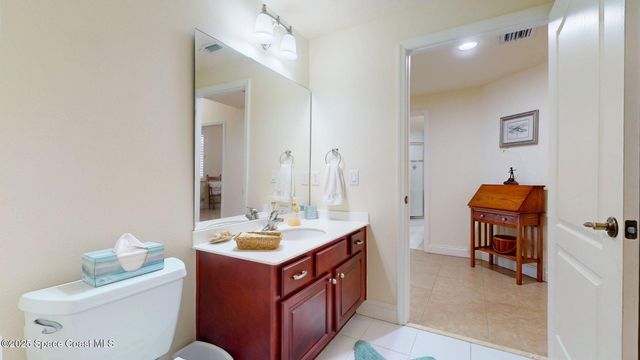 601 N Miramar Avenue 110, Indialantic, FL 32903
