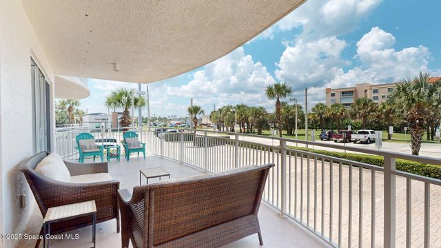 601 N Miramar Avenue 110, Indialantic, FL 32903