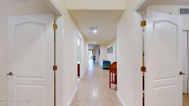 601 N Miramar Avenue 110, Indialantic, FL 32903