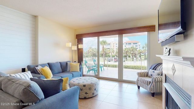 601 N Miramar Avenue 110, Indialantic, FL 32903
