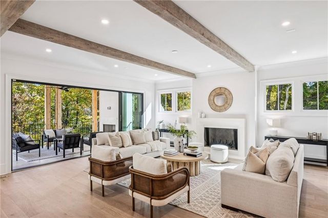 654 Elkmont NE Drive, Atlanta, GA 30306