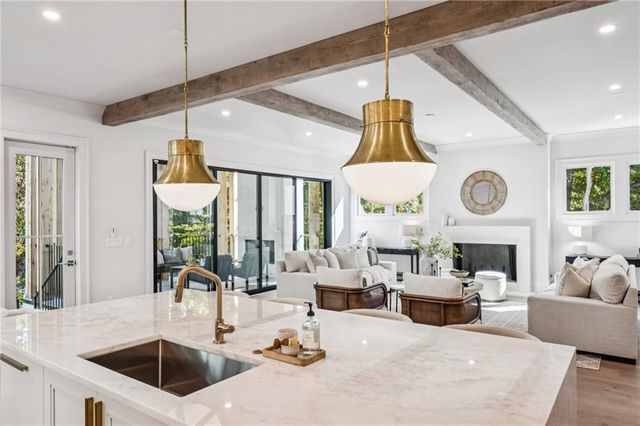 654 Elkmont NE Drive, Atlanta, GA 30306