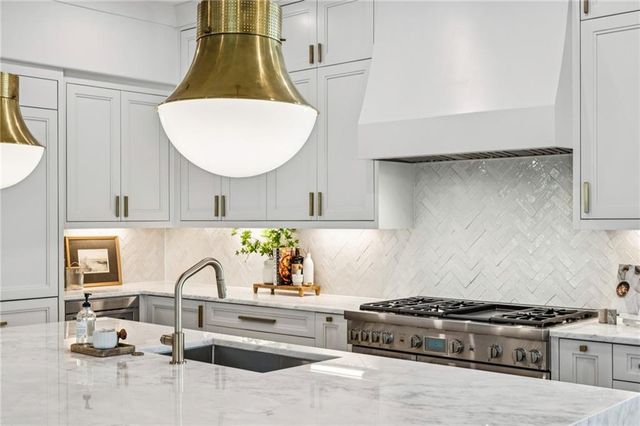 654 Elkmont NE Drive, Atlanta, GA 30306