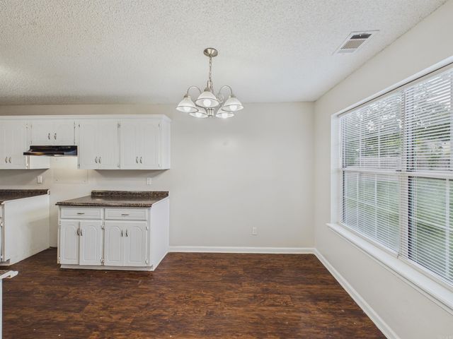 87 Sycamore Circle, Cabot, AR 72023