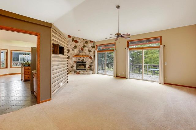 940 Bartlett DRIVE, Oconomowoc, WI 53066