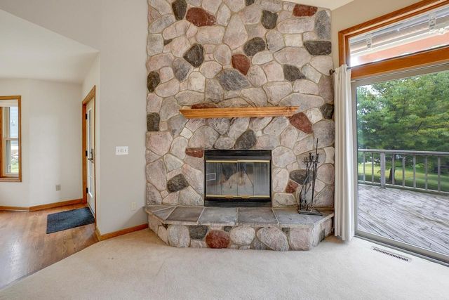 940 Bartlett DRIVE, Oconomowoc, WI 53066