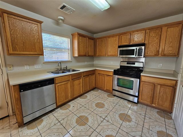 11501 Jim Thorpe LN, Austin, TX 78748