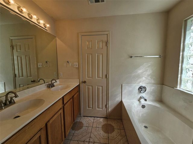 11501 Jim Thorpe LN, Austin, TX 78748