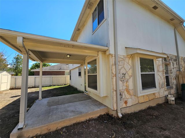 11501 Jim Thorpe LN, Austin, TX 78748