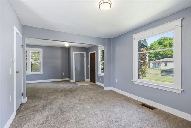 2414 E MISSION Ave, Spokane, WA 99202