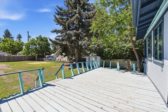 2414 E MISSION Ave, Spokane, WA 99202