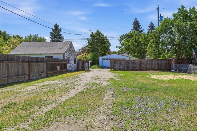 2414 E MISSION Ave, Spokane, WA 99202