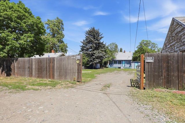2414 E MISSION Ave, Spokane, WA 99202