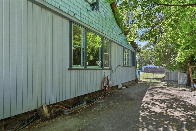 2414 E MISSION Ave, Spokane, WA 99202
