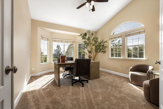 11120 Shadow Ct, Auburn, CA 95602