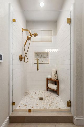 11120 Shadow Ct, Auburn, CA 95602