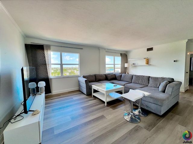 2555 NE 11th Street 809, Fort Lauderdale, FL 33304