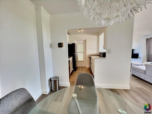 2555 NE 11th Street 809, Fort Lauderdale, FL 33304