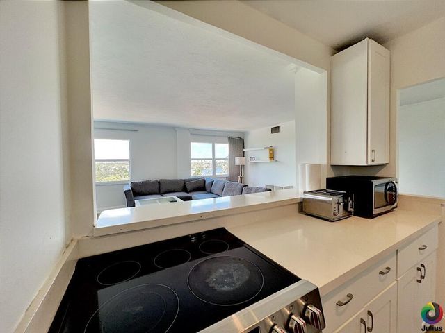 2555 NE 11th Street 809, Fort Lauderdale, FL 33304