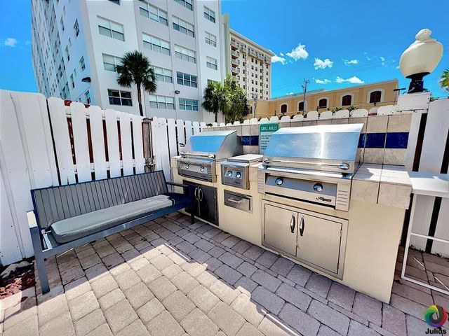 2555 NE 11th Street 809, Fort Lauderdale, FL 33304