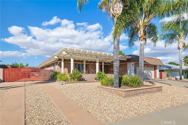 25784 Roanoke, Menifee, CA 92586