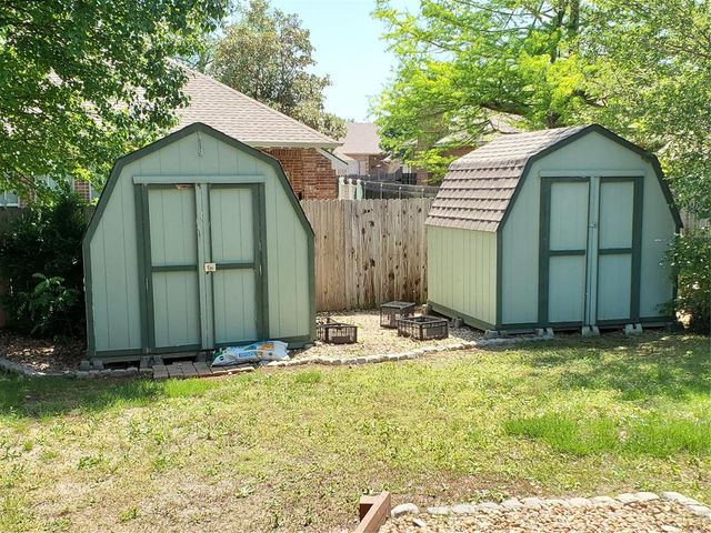 1716 NW 174th Street, Edmond, OK 73012
